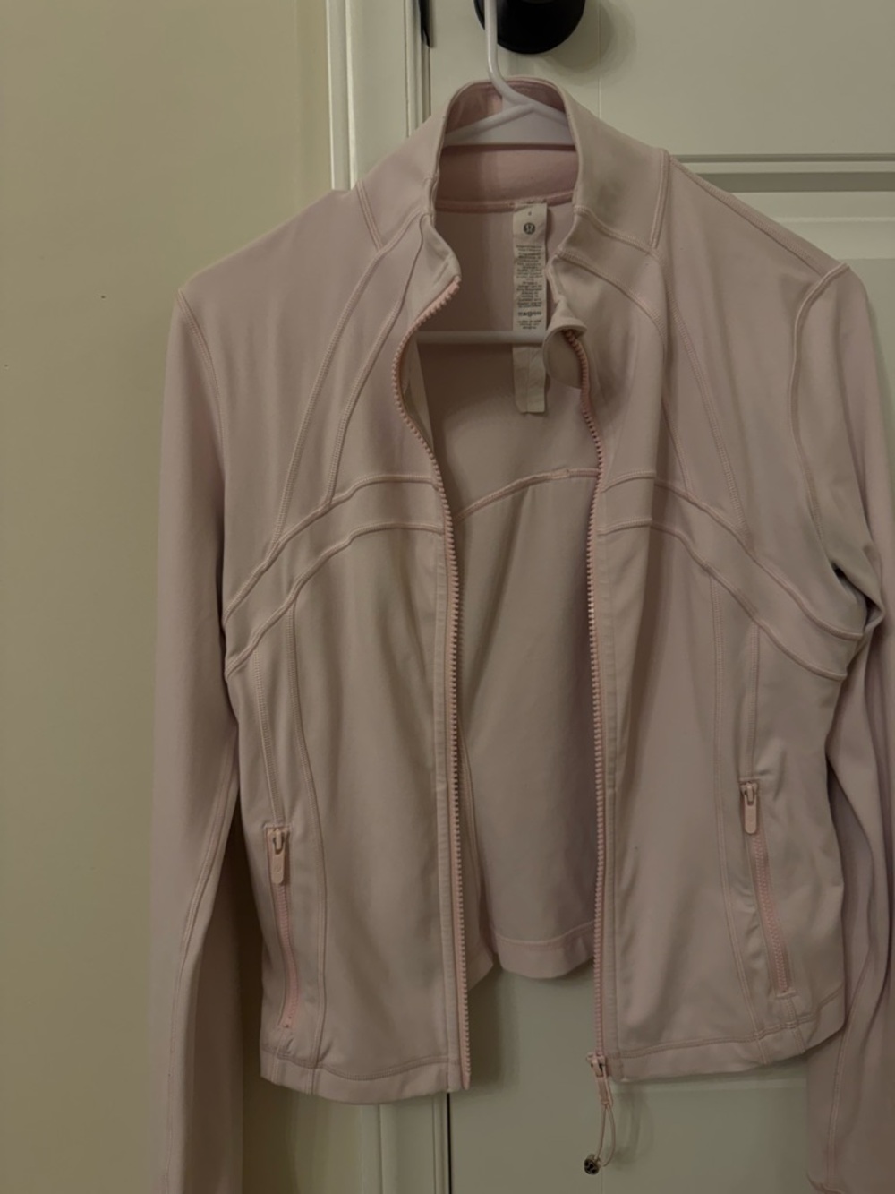 Lululemon Define Cropped Jacket *Nulu Strawberry Milkshake - Picture 4 of 6